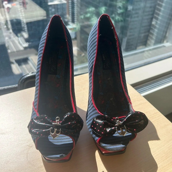 Iron Fist (Dolls Kill) great con size  9 9.5 (40) Euro nautical/sailor platforms - Picture 10 of 10